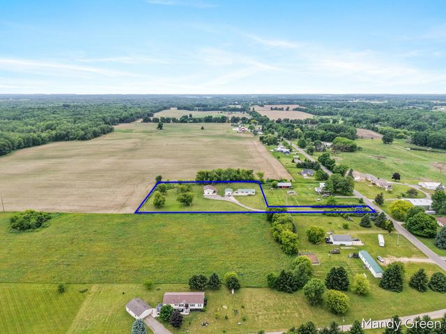 1007 Dildine Road, Easton Twp, MI 48846