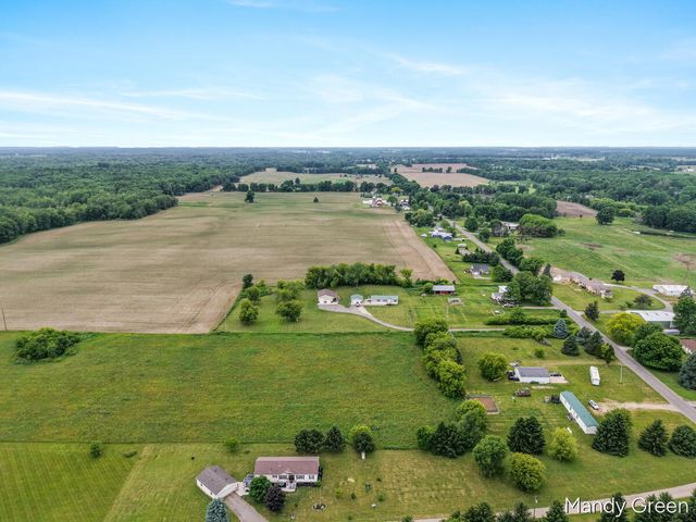 1007 Dildine Road, Easton Twp, MI 48846