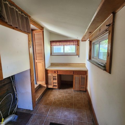73385 Floral Street, Armada, MI 48005