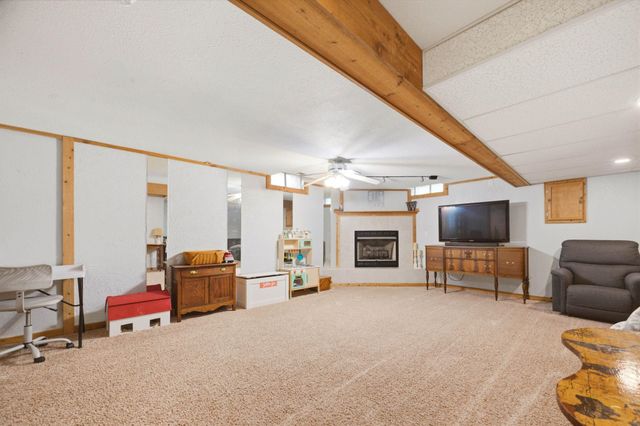 2006 E Ravena St, Park City, KS 67219