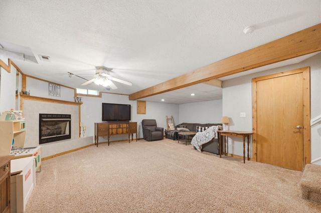2006 E Ravena St, Park City, KS 67219