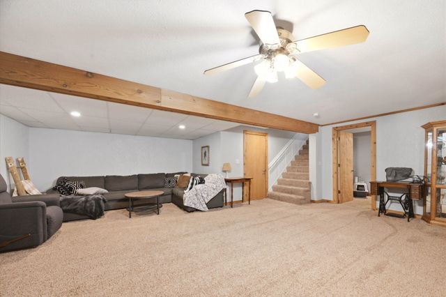 2006 E Ravena St, Park City, KS 67219