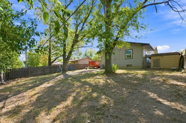 2006 E Ravena St, Park City, KS 67219
