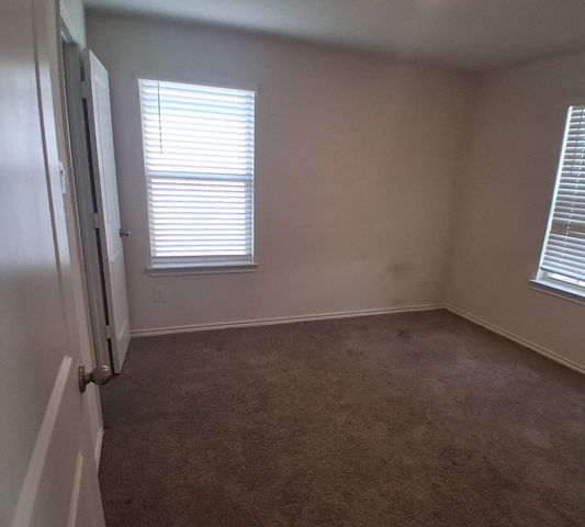 913 Country Road, Royse City, TX 75189