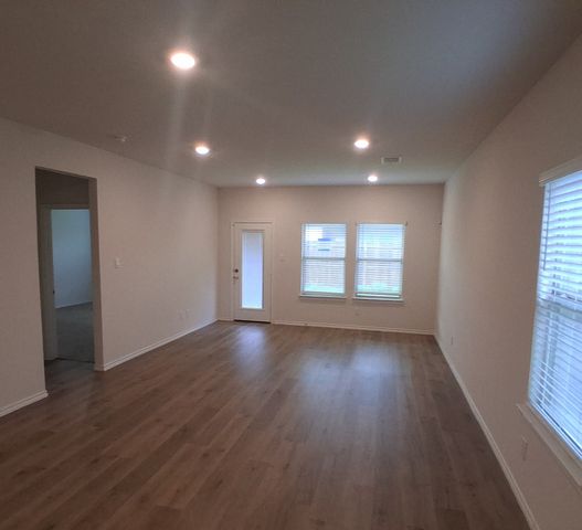 913 Country Road, Royse City, TX 75189