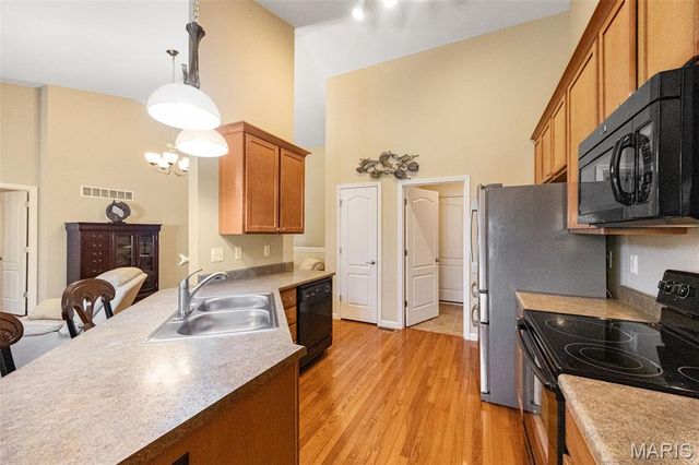 19 Parkville Lane, Festus, MO 63028