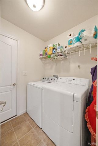 19 Parkville Lane, Festus, MO 63028