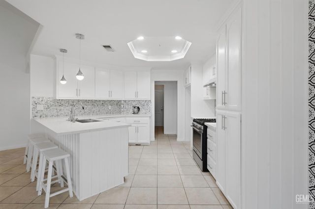 6347 New Dawn Court, Bakersfield, CA 93308