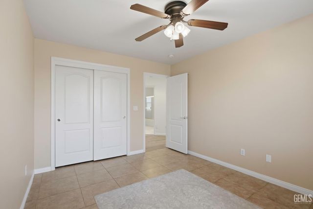 6347 New Dawn Court, Bakersfield, CA 93308