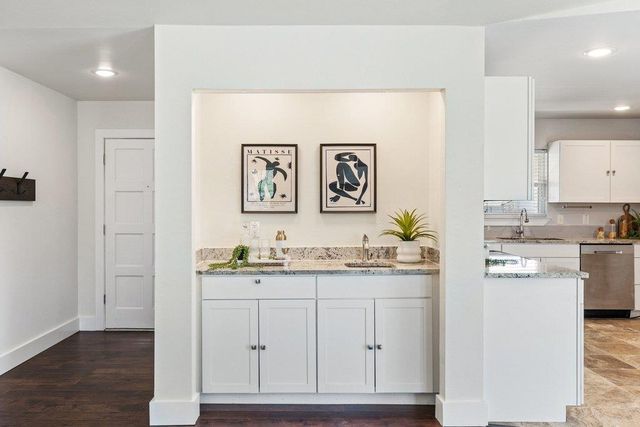 60 Augusta DR, Wimberley, TX 78676