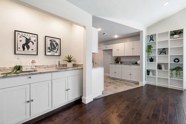 60 Augusta DR, Wimberley, TX 78676