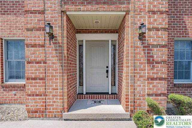 2639 Bellview Road, North Whitehall Twp, PA 18078