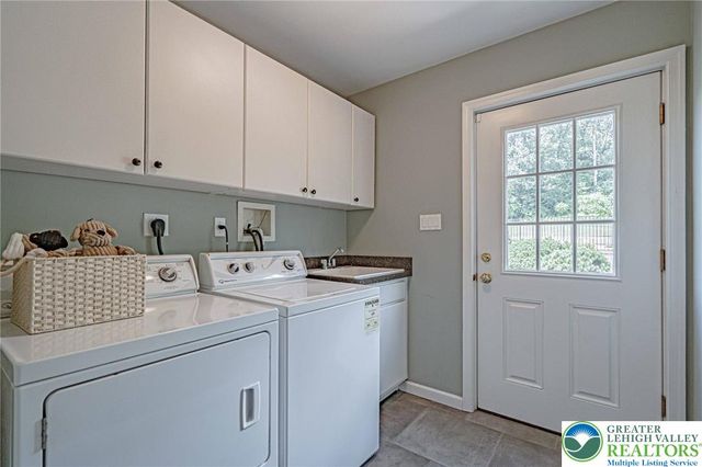 2639 Bellview Road, North Whitehall Twp, PA 18078