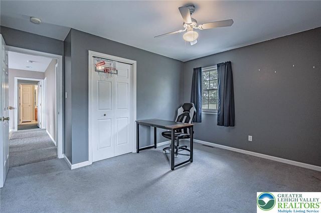 2639 Bellview Road, North Whitehall Twp, PA 18078