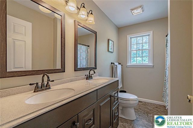 2639 Bellview Road, North Whitehall Twp, PA 18078