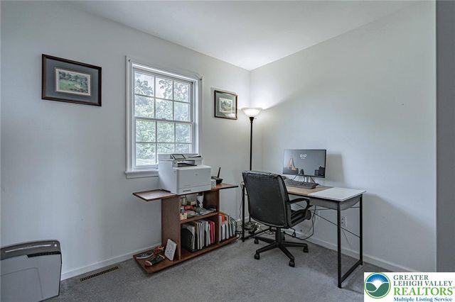 2639 Bellview Road, North Whitehall Twp, PA 18078