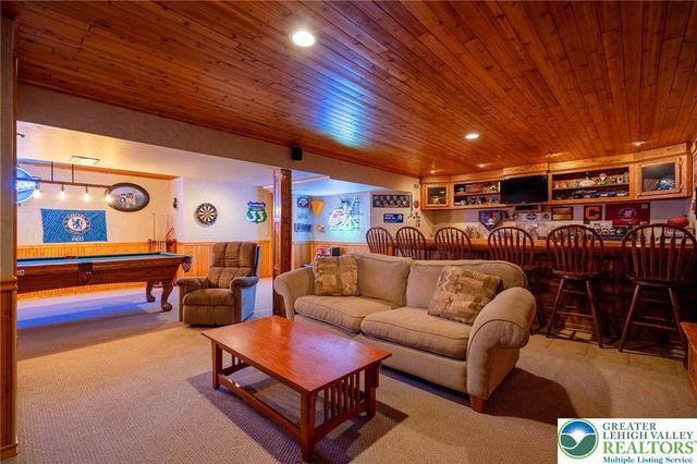 2639 Bellview Road, North Whitehall Twp, PA 18078