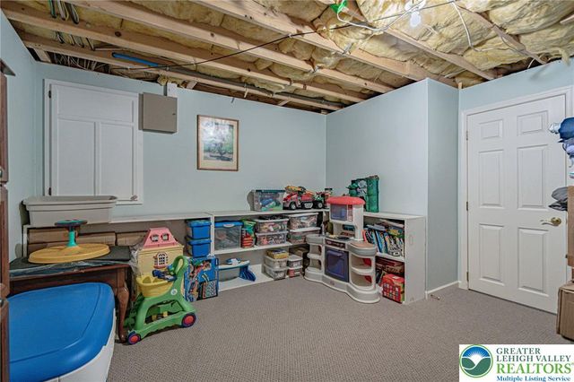 2639 Bellview Road, North Whitehall Twp, PA 18078