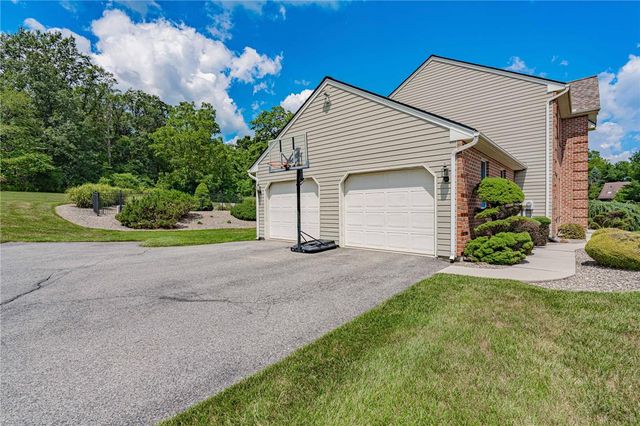 2639 Bellview Road, North Whitehall Twp, PA 18078