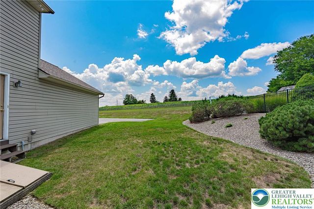 2639 Bellview Road, North Whitehall Twp, PA 18078
