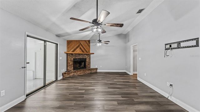 5195 OAKWOOD TRAIL, Mulberry, FL 33860