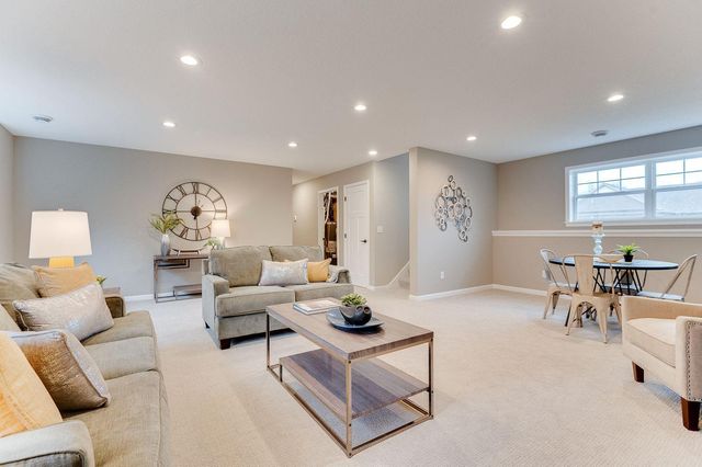 22832 Raven Street NW, Oak Grove, MN 55005