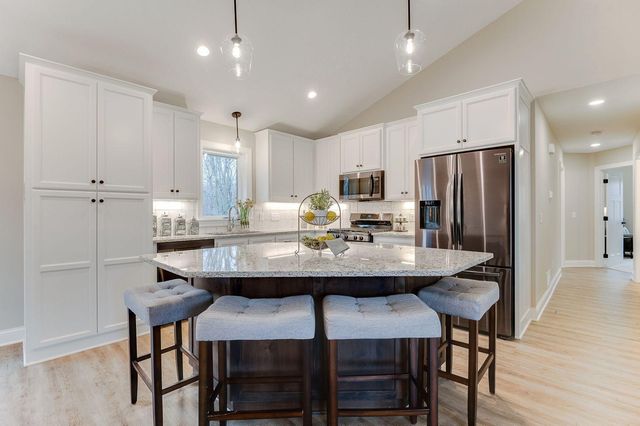 22832 Raven Street NW, Oak Grove, MN 55005