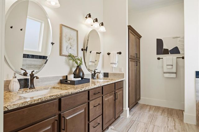 1009 Scenic DR, Georgetown, TX 78626