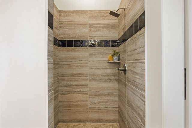 1009 Scenic DR, Georgetown, TX 78626