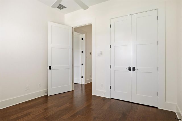 1009 Scenic DR, Georgetown, TX 78626