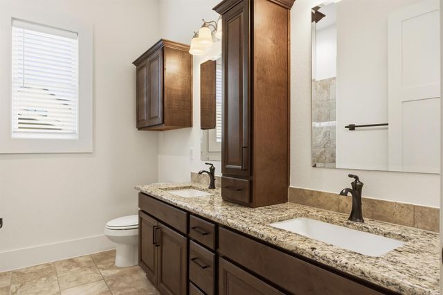 1009 Scenic DR, Georgetown, TX 78626