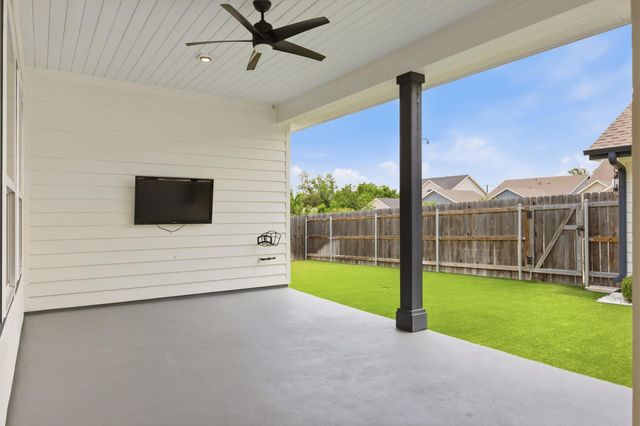 1009 Scenic DR, Georgetown, TX 78626