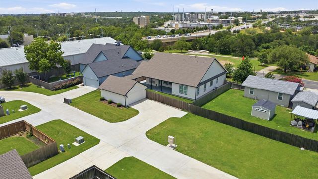 1009 Scenic DR, Georgetown, TX 78626