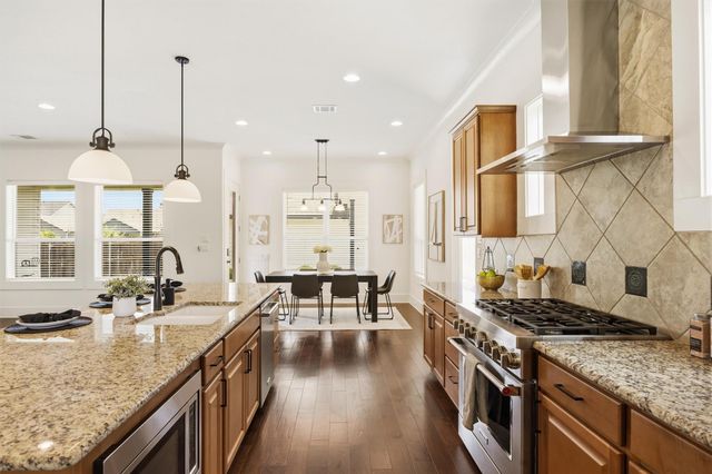 1009 Scenic DR, Georgetown, TX 78626