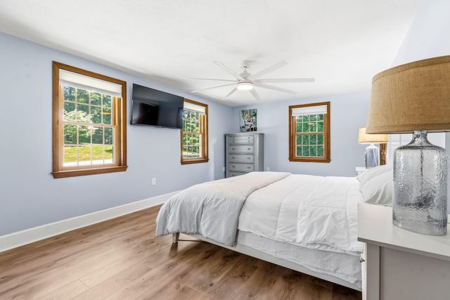 15 Oxbow Lane, Derry, NH 03038