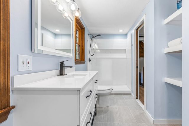 15 Oxbow Lane, Derry, NH 03038
