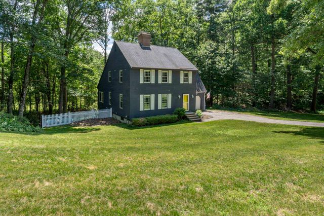 15 Oxbow Lane, Derry, NH 03038