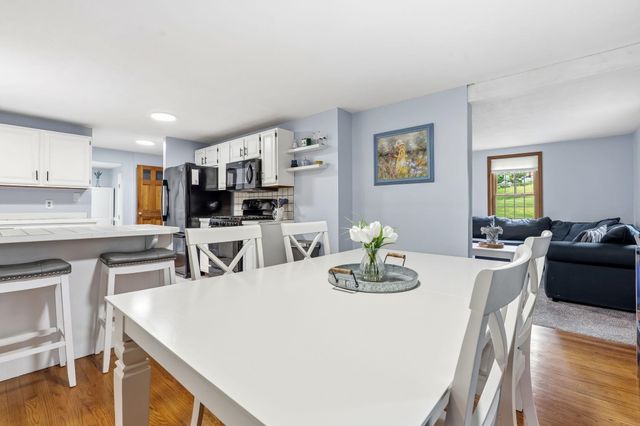 15 Oxbow Lane, Derry, NH 03038