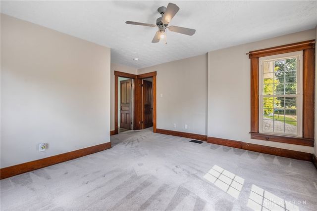 737 Central Avenue, Carlisle, OH 45005