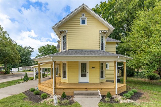 737 Central Avenue, Carlisle, OH 45005