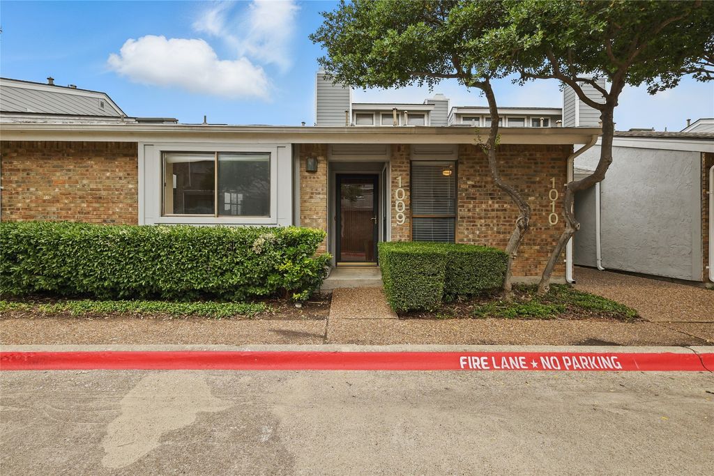 17490 Meandering Way 1009, Dallas, TX 75252