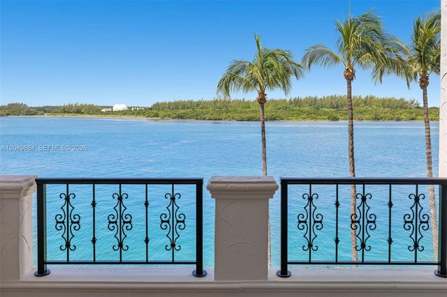 2432 Fisher Island Dr 5302, Miami Beach, FL 33109