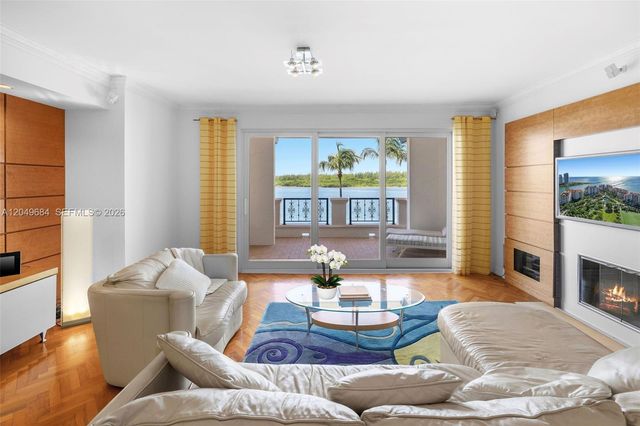 2432 Fisher Island Dr 5302, Miami Beach, FL 33109