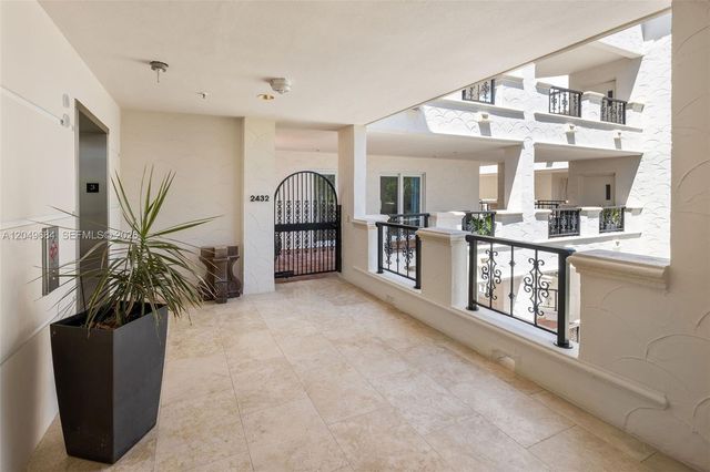 2432 Fisher Island Dr 5302, Miami Beach, FL 33109