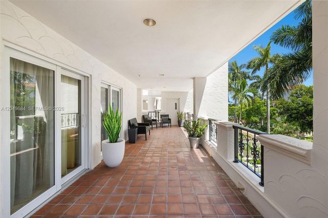 2432 Fisher Island Dr 5302, Miami Beach, FL 33109