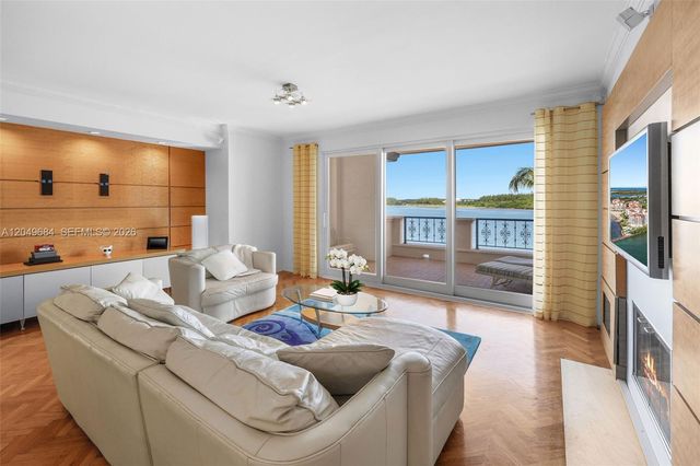 2432 Fisher Island Dr 5302, Miami Beach, FL 33109