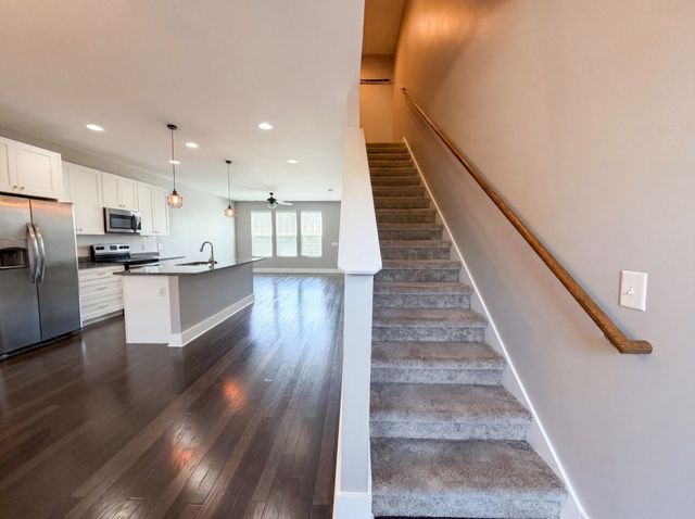 227A Hillcrest Dr, Madison, TN 37115