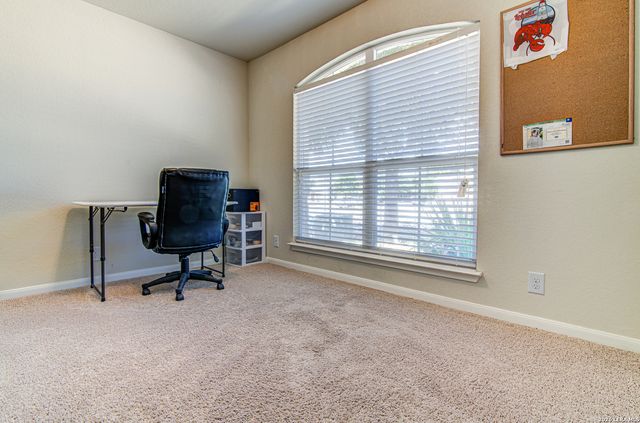 305 TERON DR, San Marcos, TX 78666