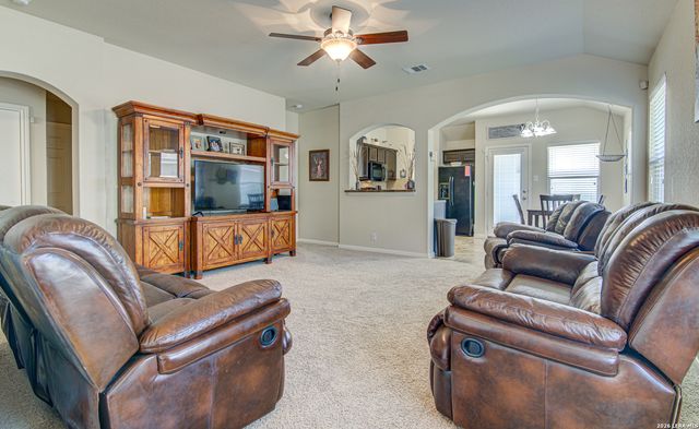 305 TERON DR, San Marcos, TX 78666