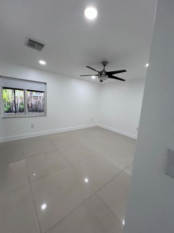 11320 SW 245th St, Homestead, FL 33032